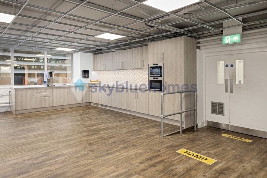 56 Halford St, Leicester for lease - Interior Photo - Image 3 of 61