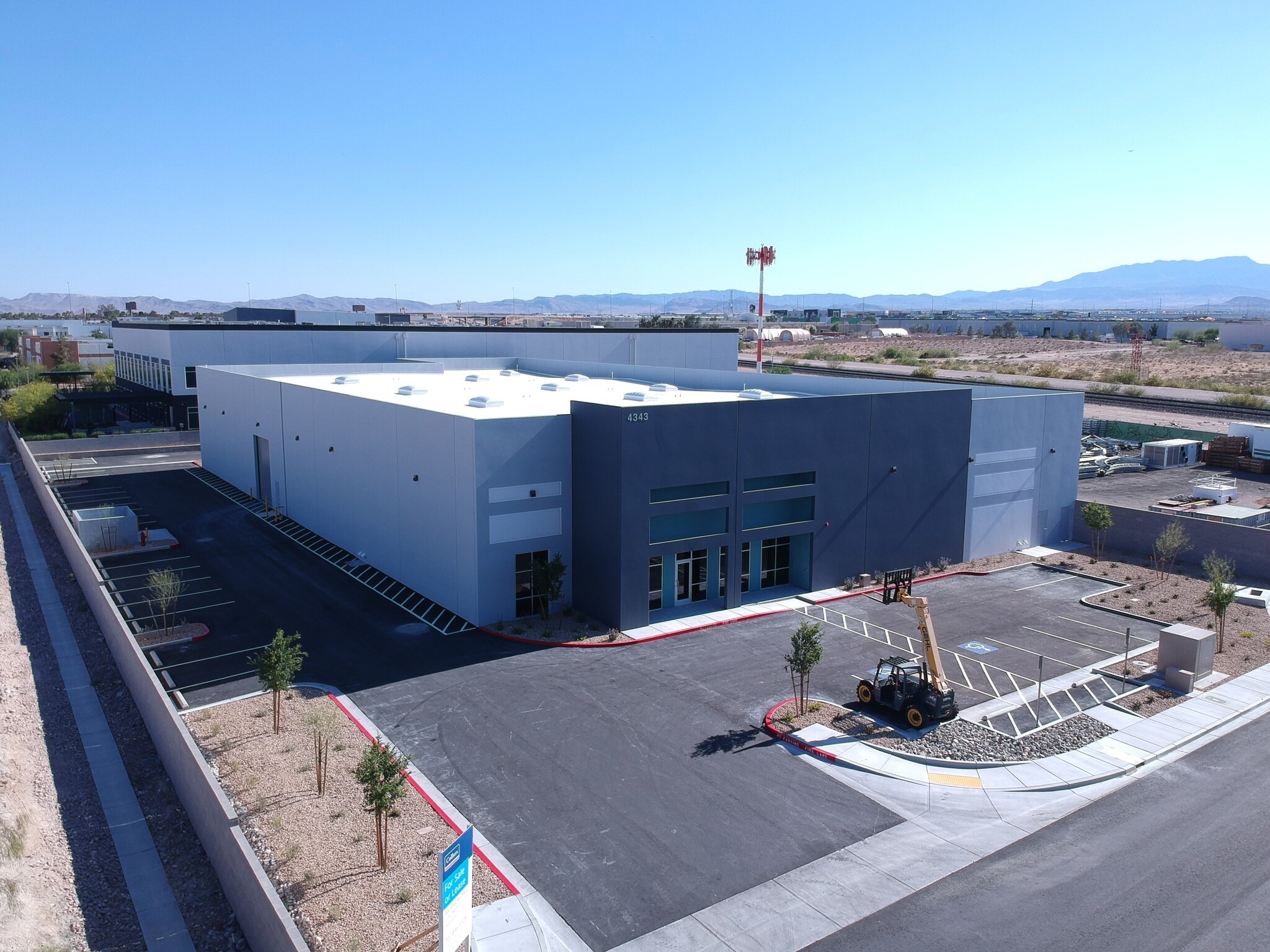 4343 Sobb Ave, Las Vegas, NV for lease Building Photo- Image 1 of 2