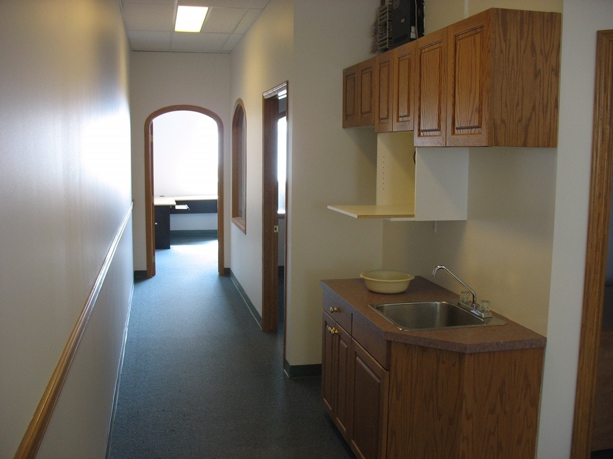3132 26 St NE, Calgary, AB T1Y 6Z1 - Unit 41 - - Interior Photo - Image 2 of 9