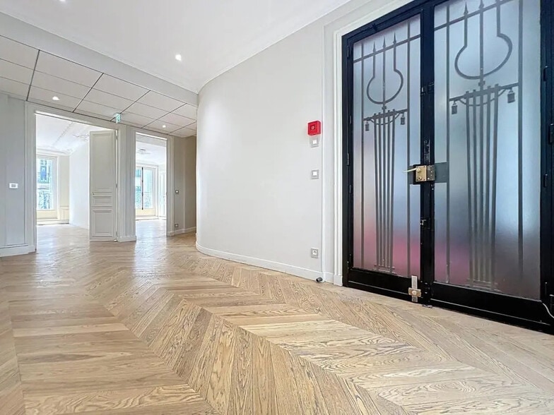 Bureau dans Paris à vendre - Photo intérieure - Image 2 de 13