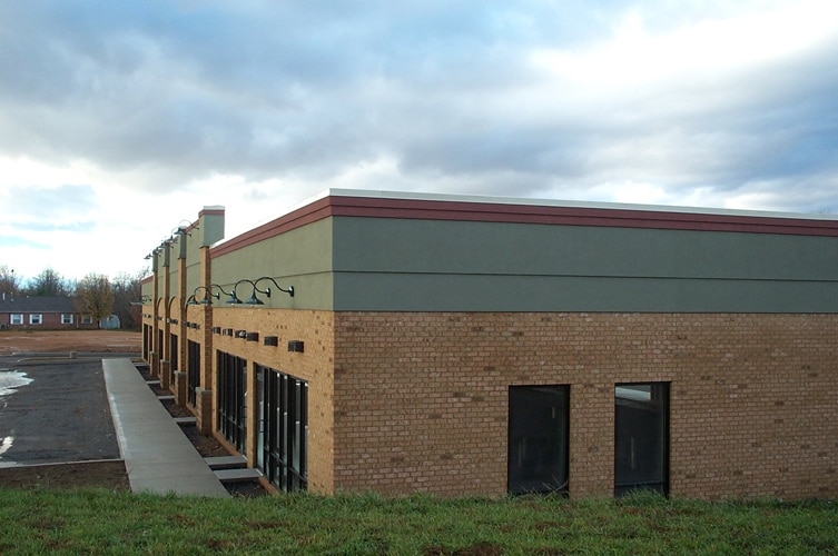 40 Compass Pt, Martinsburg, WV à vendre - Photo du bâtiment - Image 2 de 9