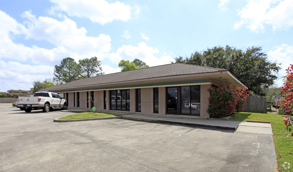17450 El Camino Real, Houston, TX for lease - Primary Photo - Image 1 of 11