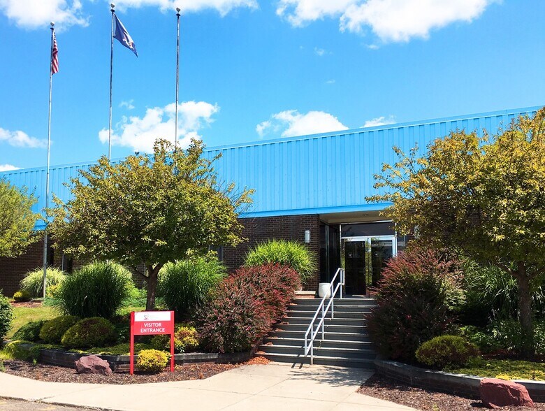 29 Industrial Park Dr, Binghamton, NY for sale - Building Photo - Image 1 of 7