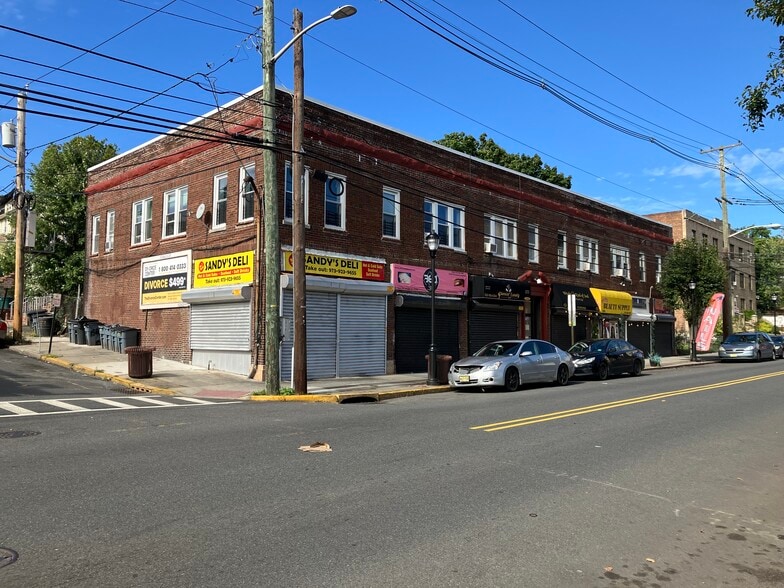 1586-1590 Maple Ave, Hillside, NJ à vendre - Photo du bâtiment - Image 1 de 10