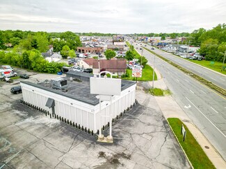 More details for 8501 E Pendleton Pike, Indianapolis, IN - Retail for Sale