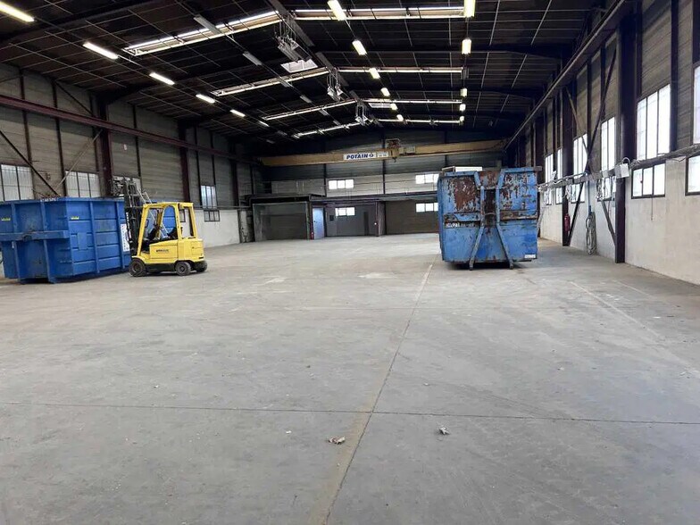 15 Rue Ampère, Chassieu à louer - Photo intérieure - Image 2 de 10