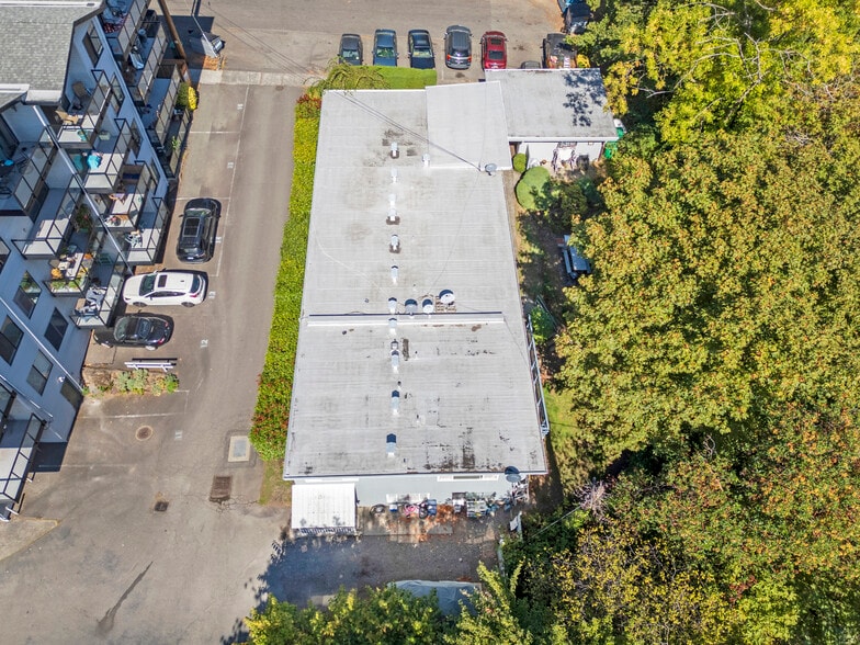 2109 W Raye St, Seattle, WA à vendre - Photo du bâtiment - Image 2 de 6