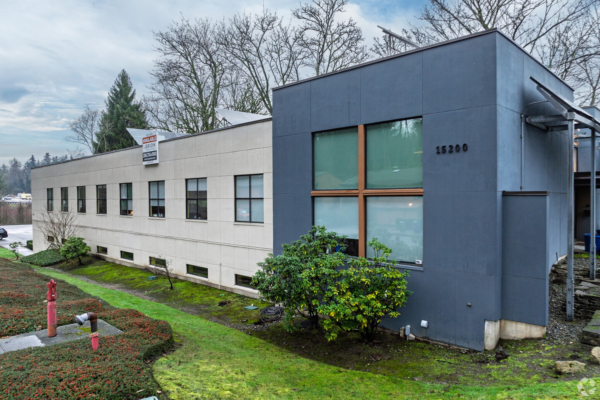 15200 52nd Ave S, Tukwila, WA à louer Photo principale- Image 1 de 26