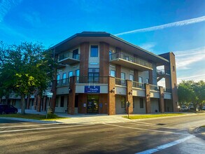 3951 NW 48th Ter, Gainesville, FL à louer Photo du bâtiment- Image 2 de 6