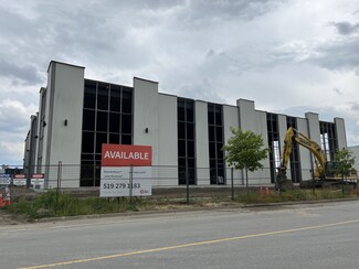 Plus de détails pour 45 Goddard Cres, Cambridge, ON - Industriel à louer