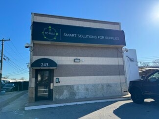 Plus de détails pour 243 Skidmore Rd, Deer Park, NY - Industriel à vendre