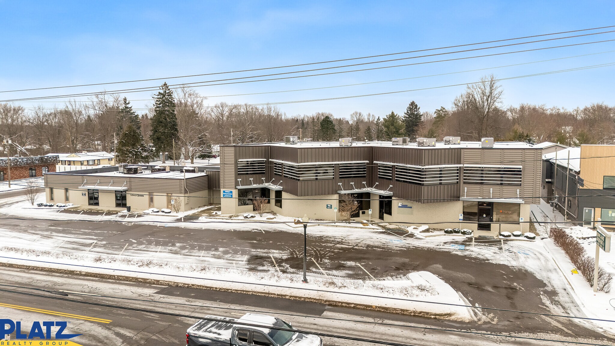 8015-8031 E Market St, Warren, OH for lease Building Photo- Image 1 of 17