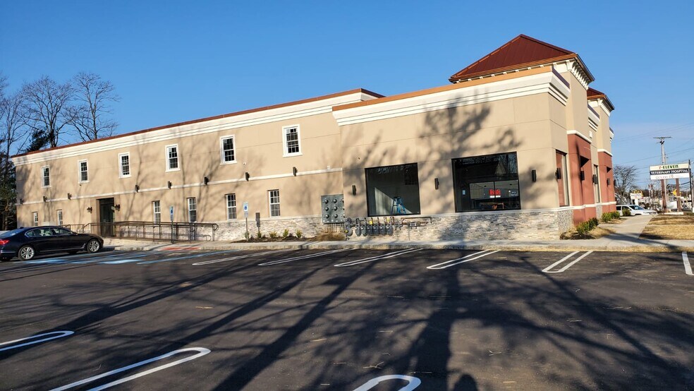 1130 Highway 34, Aberdeen, NJ à louer - Photo du bâtiment - Image 3 de 6