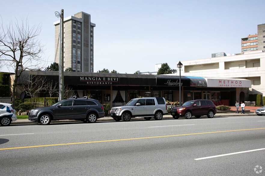 2222 Marine Dr, West Vancouver, BC for lease - Primary Photo - Image 1 of 3
