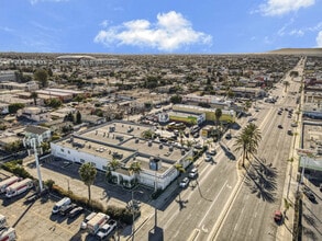 994 S La Brea Ave, Inglewood, CA for lease Building Photo- Image 2 of 8