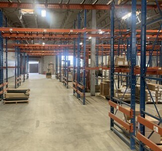 Plus de détails pour 55 Ryder Rd, Maryknoll, NY - Industriel à louer