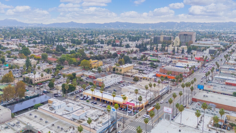 6530 Van Nuys Blvd, Van Nuys, CA for sale - Aerial - Image 3 of 5