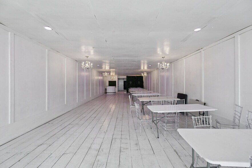 7 N Lowry St, Smyrna, TN for sale - Interior Photo - Image 2 of 20