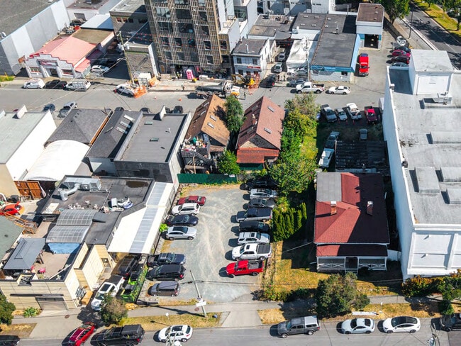 Plus de détails pour 738 Pembroke St, Victoria, BC - Terrain à vendre