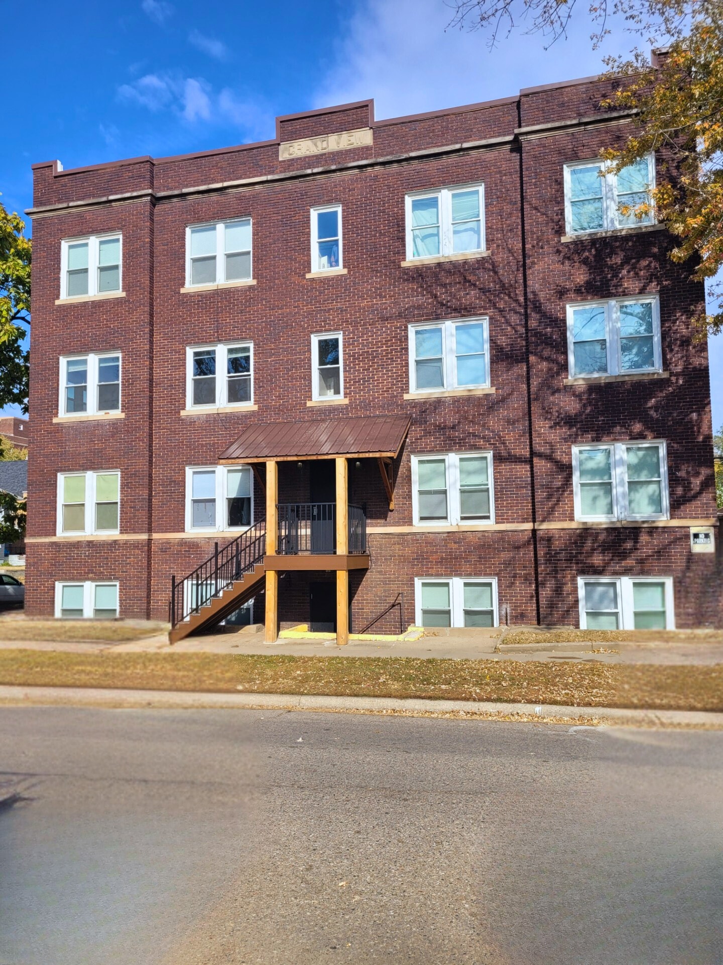 301 21st St, Sioux City, IA for sale Building Photo- Image 1 of 24