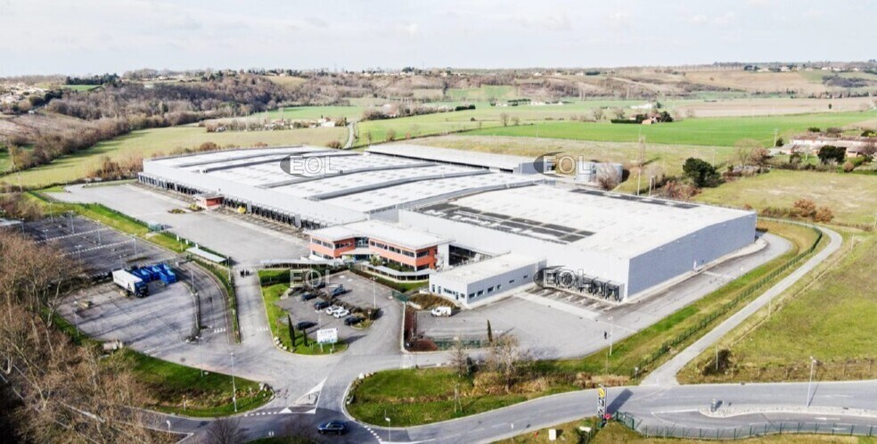 Industrial in Baziège for lease - Aerial - Image 1 of 6