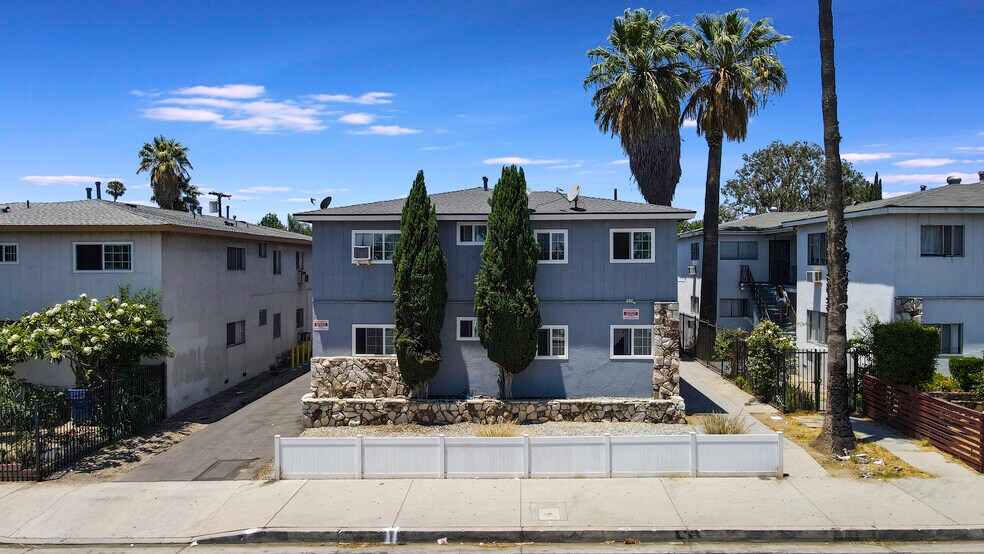 6925 Whitsett Ave, North Hollywood, CA à vendre - Photo du bâtiment - Image 2 de 3