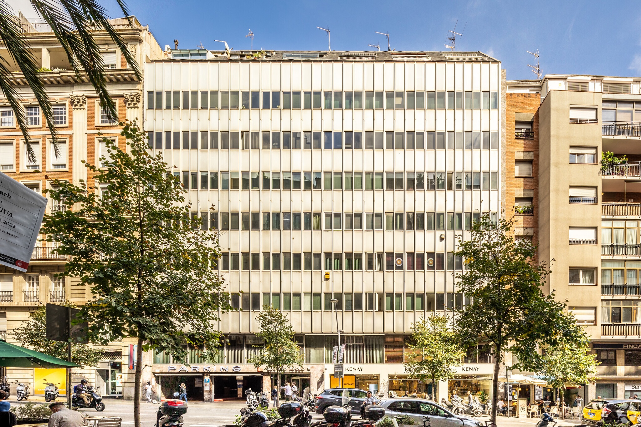 Office in Barcelona, Barcelona for sale Primary Photo- Image 1 of 5