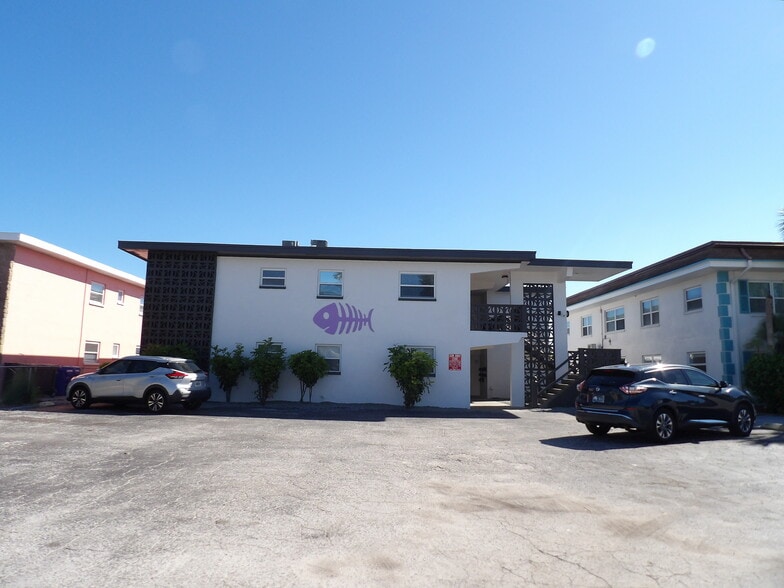 11705 3rd St E, Treasure Island, FL for sale - Building Photo - Image 2 of 24