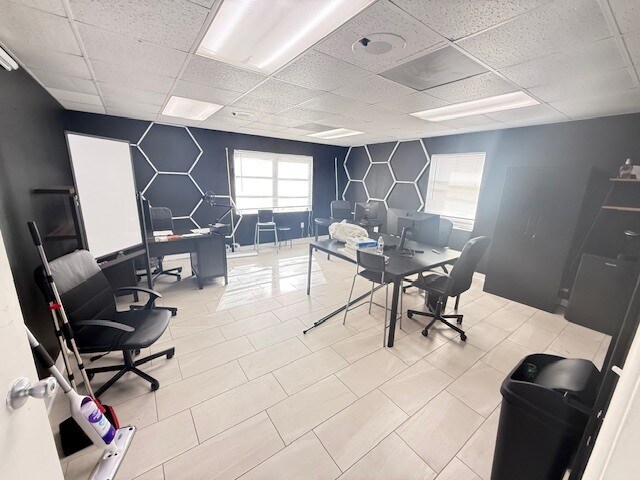 3852 L B Mcleod Rd, Orlando, FL à louer - Photo du bâtiment - Image 3 de 28