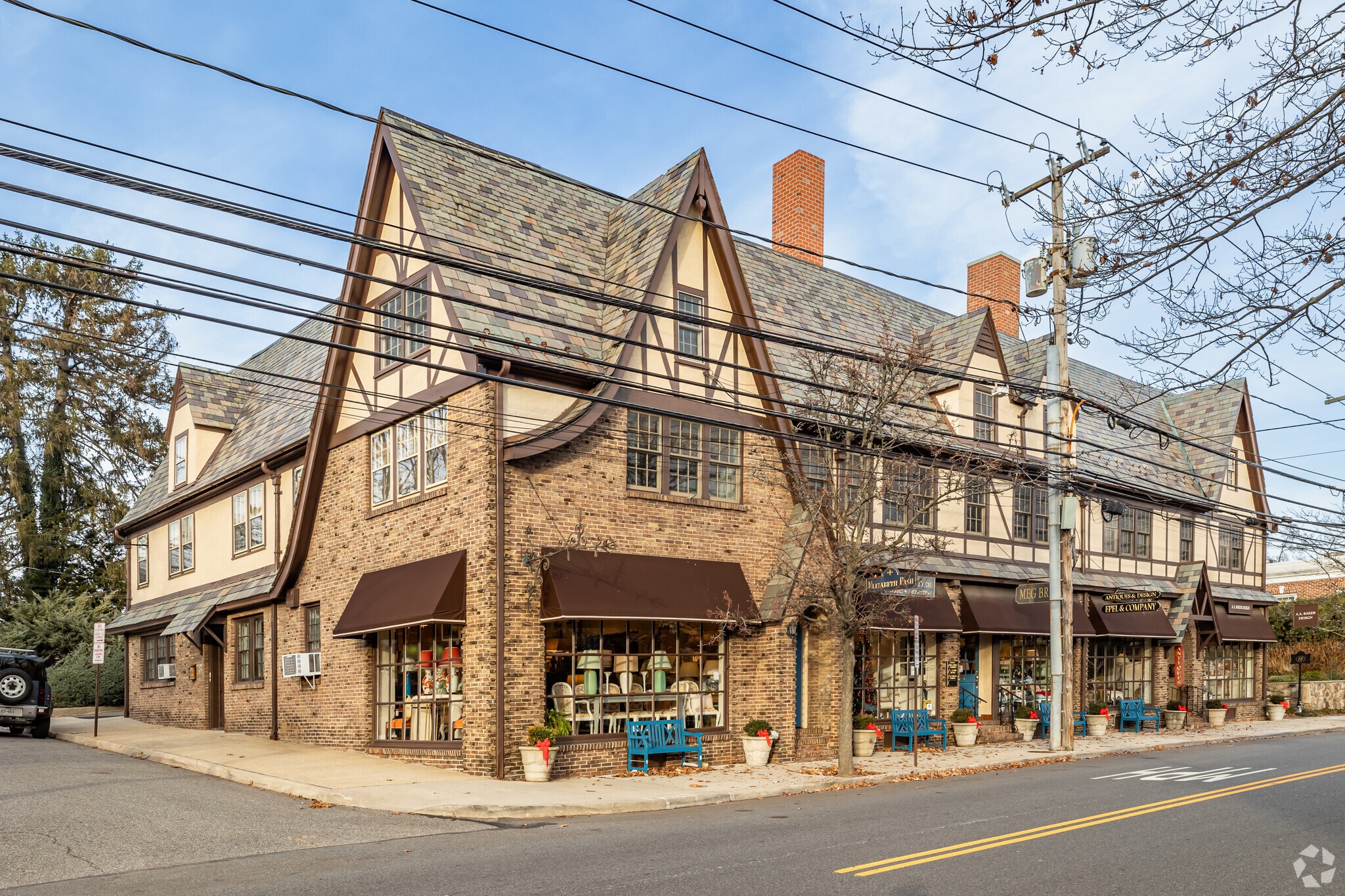 90 Forest Ave, Locust Valley, NY for lease Primary Photo- Image 1 of 5
