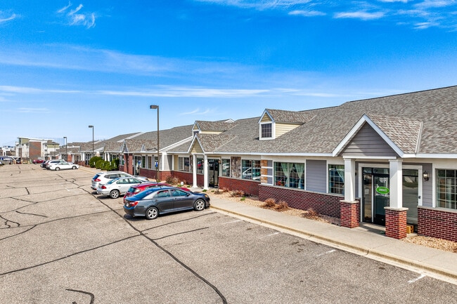 More details for 1063-1123 Weir Dr, Woodbury, MN - Office for Sale
