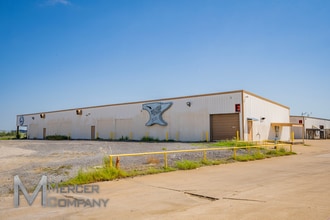 225 Metro Dr, Terrell, TX for lease Building Photo- Image 2 of 6
