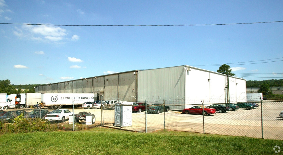 300 Industrial Dr, Birmingham, AL for lease - Building Photo - Image 3 of 3
