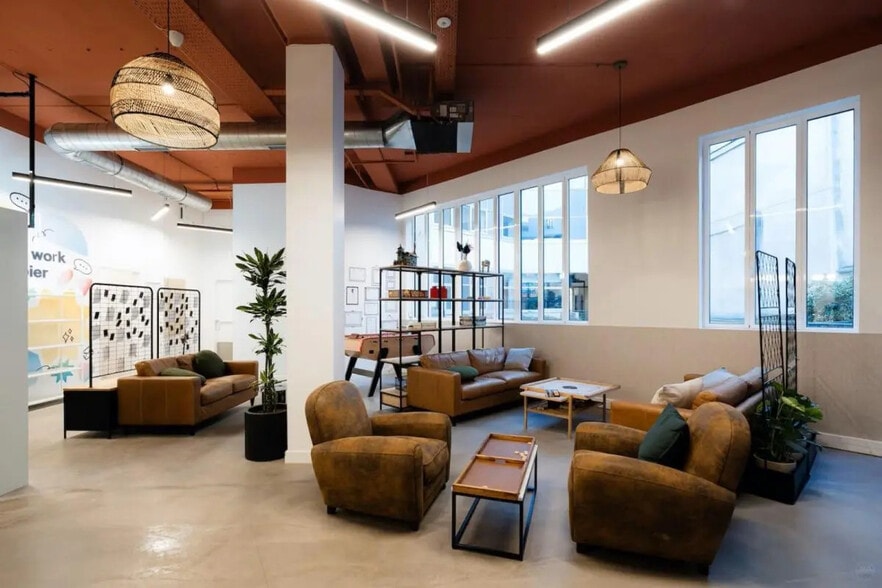 32 Rue René Boulanger, Paris for lease - Lobby - Image 3 of 7