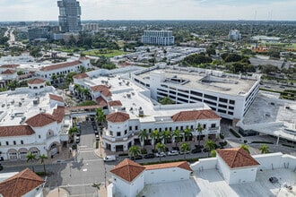 800 Silks Run, Hallandale Beach, FL - Aérien  Vue de la carte