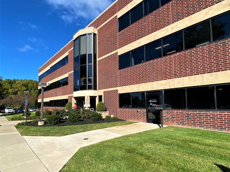 6601 Centerville Business Pky, Centerville, OH à louer - Photo du bâtiment - Image 3 de 12