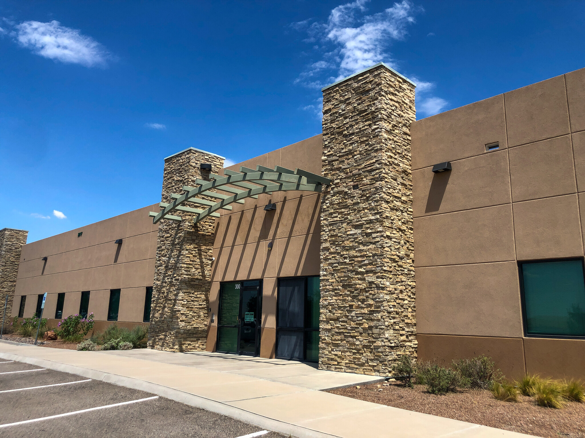 3821 Constitution Dr, El Paso, TX for lease Building Photo- Image 1 of 19