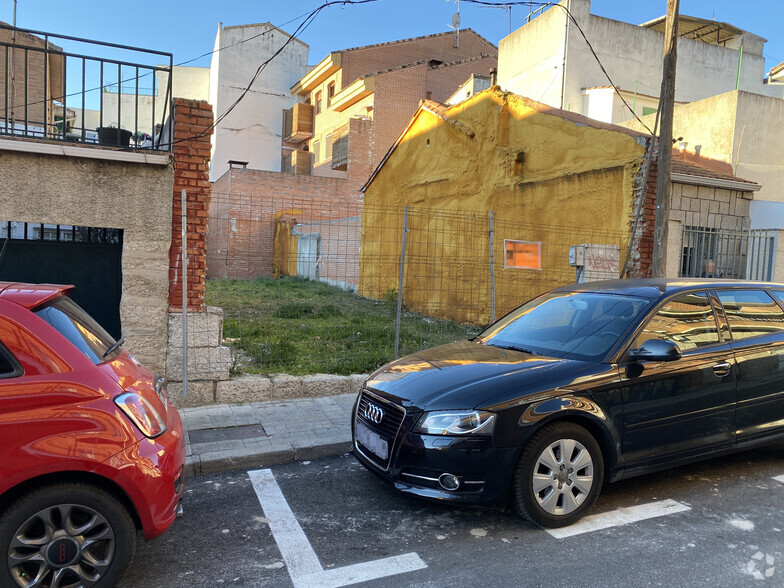 Calle de la Mosquilona, 11, Colmenar Viejo, Madrid à vendre - Photo du bâtiment - Image 3 de 3