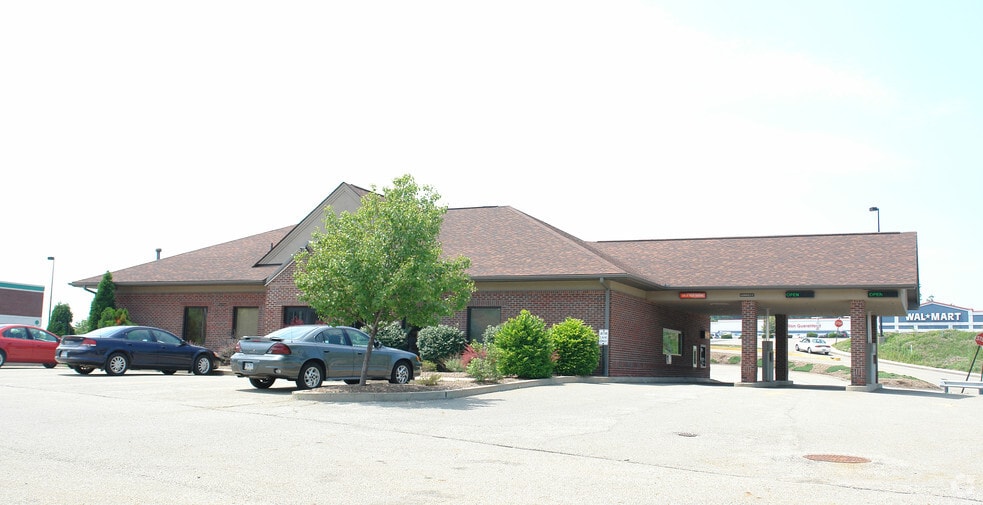 600 Walmart Dr, Gibsonia, PA for sale - Building Photo - Image 3 of 3