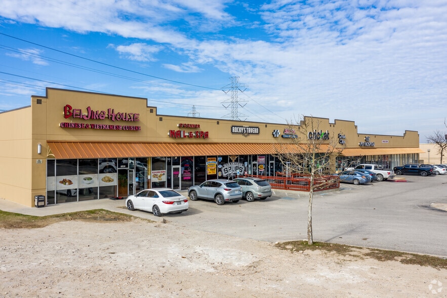 11403 O'Connor Rd, San Antonio, TX à louer - Photo du bâtiment - Image 2 de 14