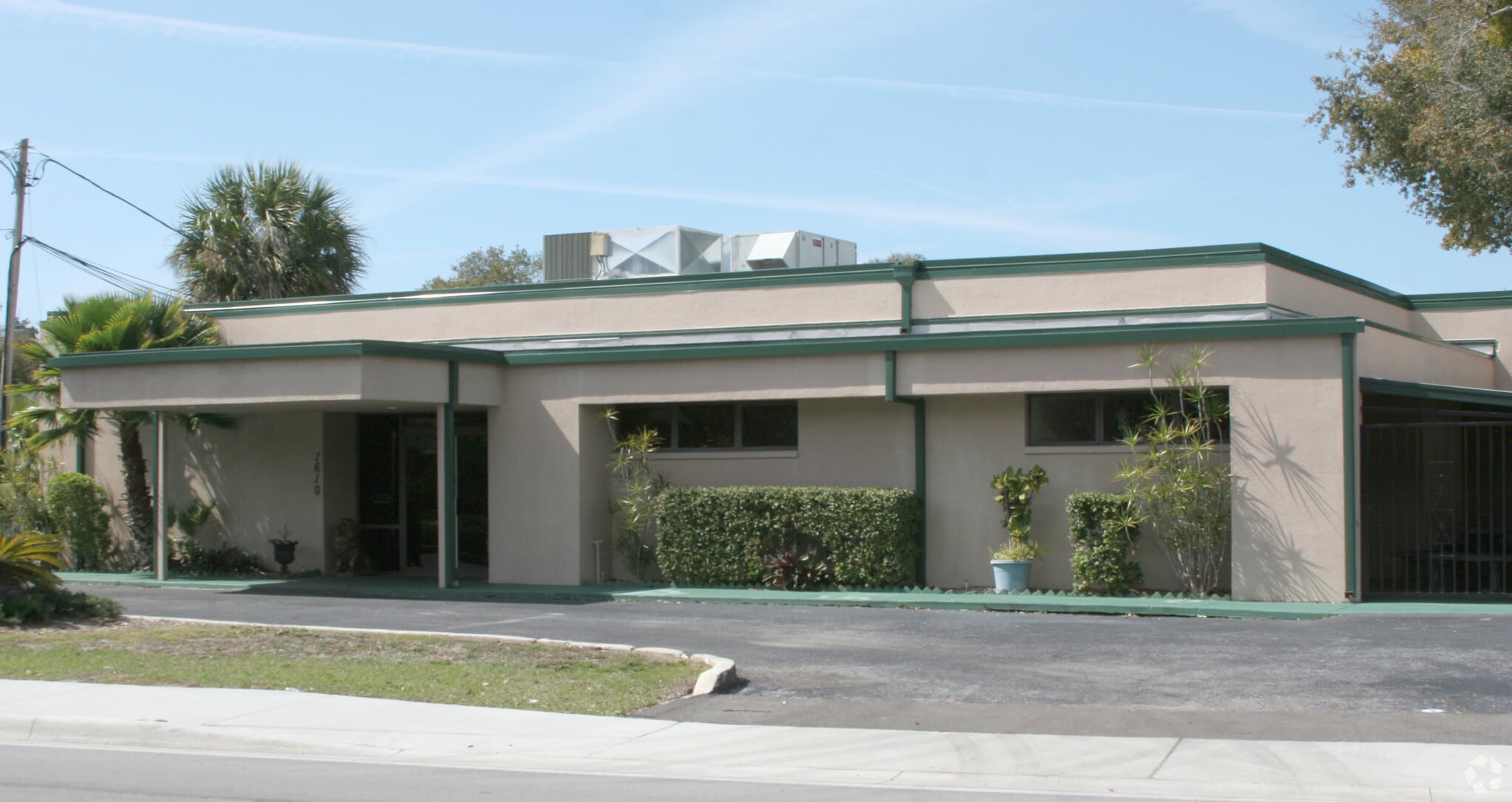 1610 N Myrtle Ave, Clearwater, FL for sale Primary Photo- Image 1 of 23