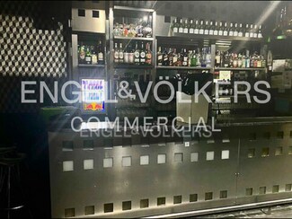 Plus de détails pour Multi-résidentiel à vendre