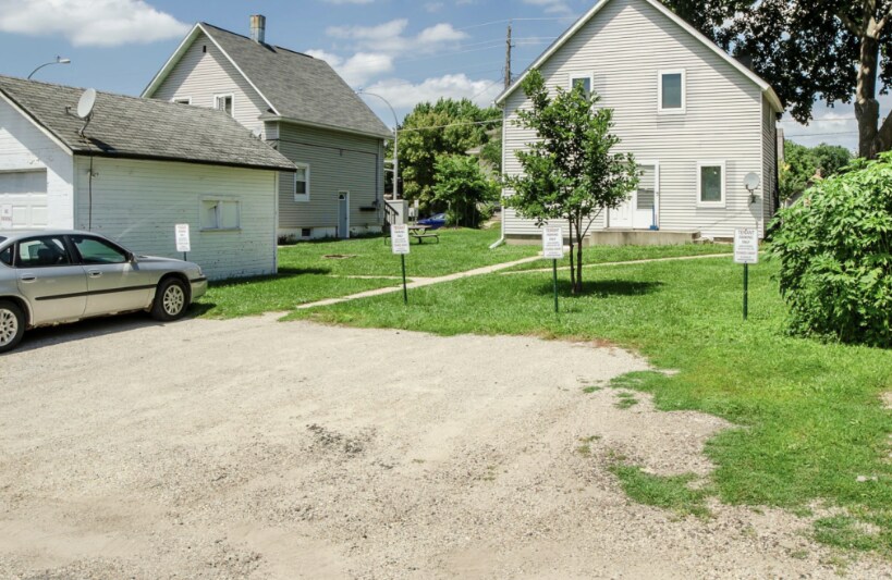 304 7th St NW, Rochester, MN à vendre - Photo du bâtiment - Image 2 de 14