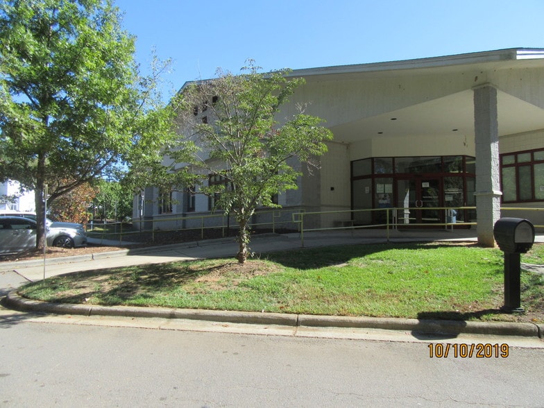 1922 K M Wicker Memorial Dr, Sanford, NC for lease - Building Photo - Image 2 of 114