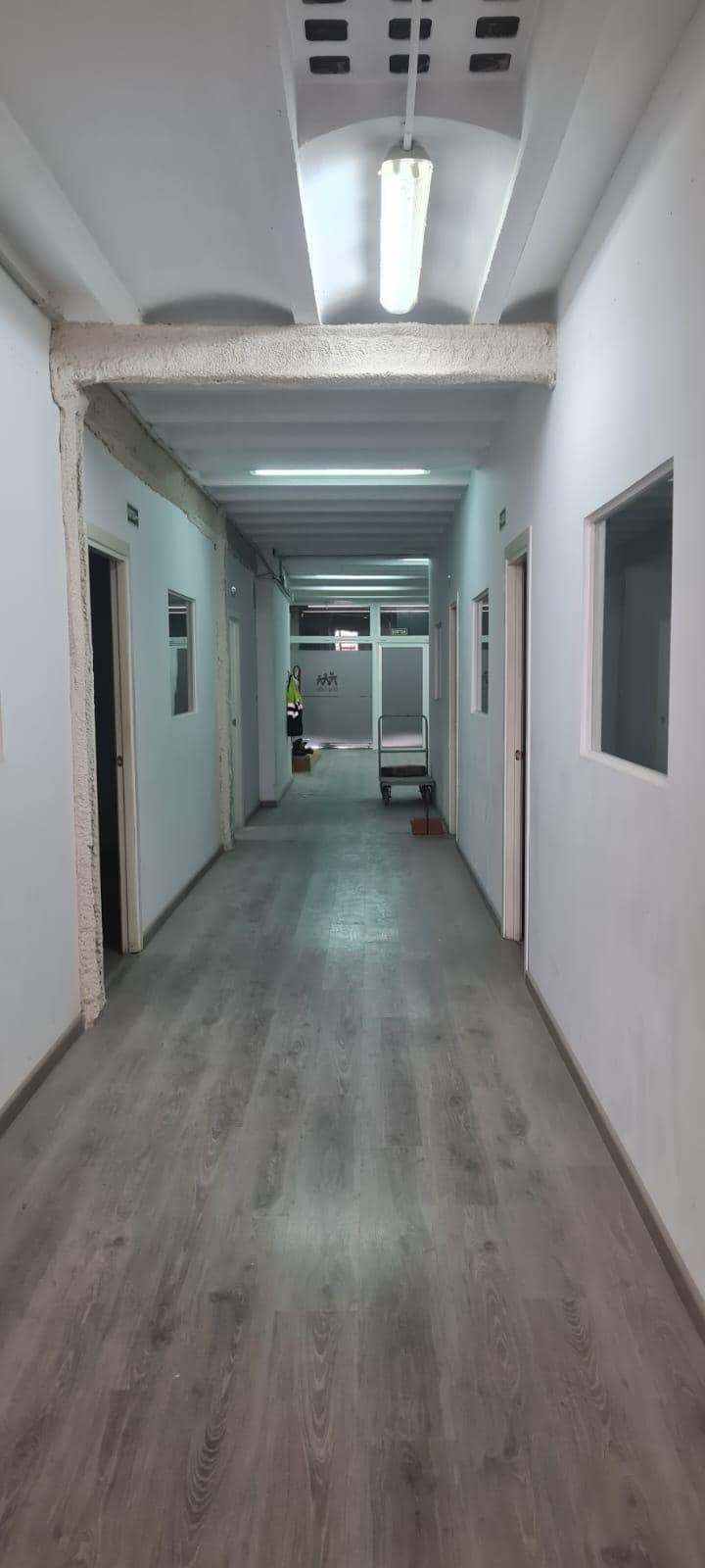 Retail in Barcelona, Barcelona for lease Interior Photo- Image 1 of 10