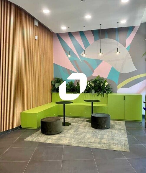 Bureau dans Rueil-Malmaison à louer - Hall d’entrée - Image 1 de 18