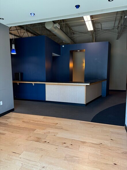 11617 Kanis Rd, Little Rock, AR à louer - Photo du bâtiment - Image 2 de 9