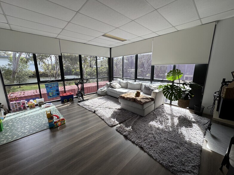 205 Port Hacking Rd, Miranda for sale - Interior Photo - Image 3 of 11