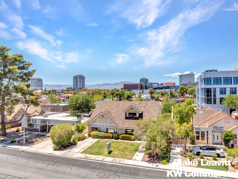 510 S 9th St, Las Vegas, NV à vendre - Photo du bâtiment - Image 3 de 48