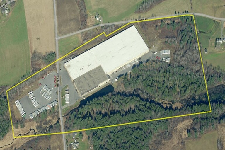 204 County Highway 157, Gloversville, NY à louer Photo du bâtiment- Image 1 de 7